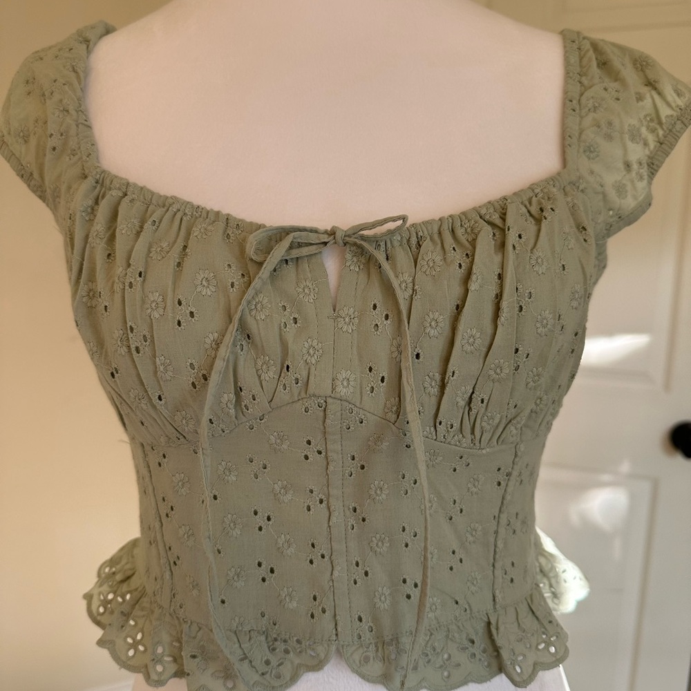 Hollister Green Tie Front Peplum Blouse